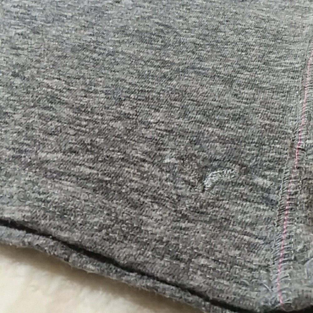American Eagle Outfitters Basic Gray Tee Top - image 3